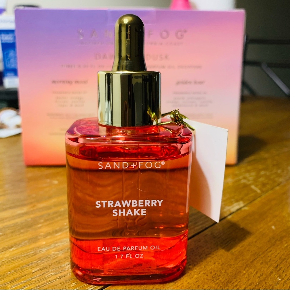 Sand + Fog Strawberry Shake Eau de Parfum Oil